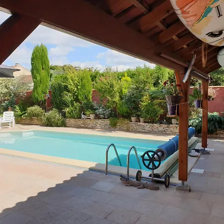 Redhouse Zen Habitación en casa particular *