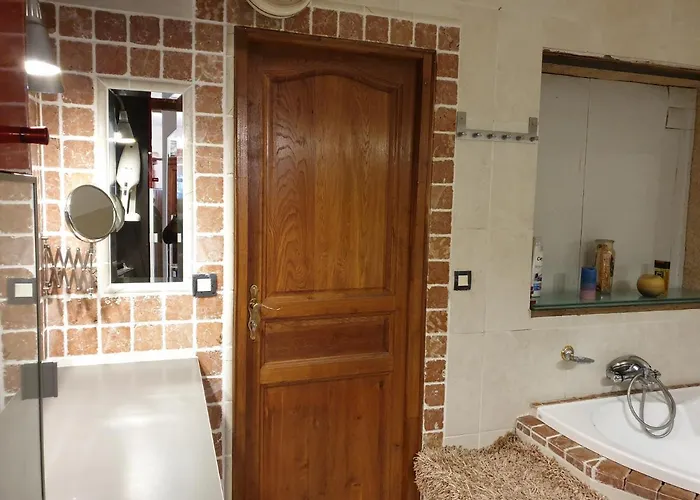 Redhouse Zen Kwatera prywatna *